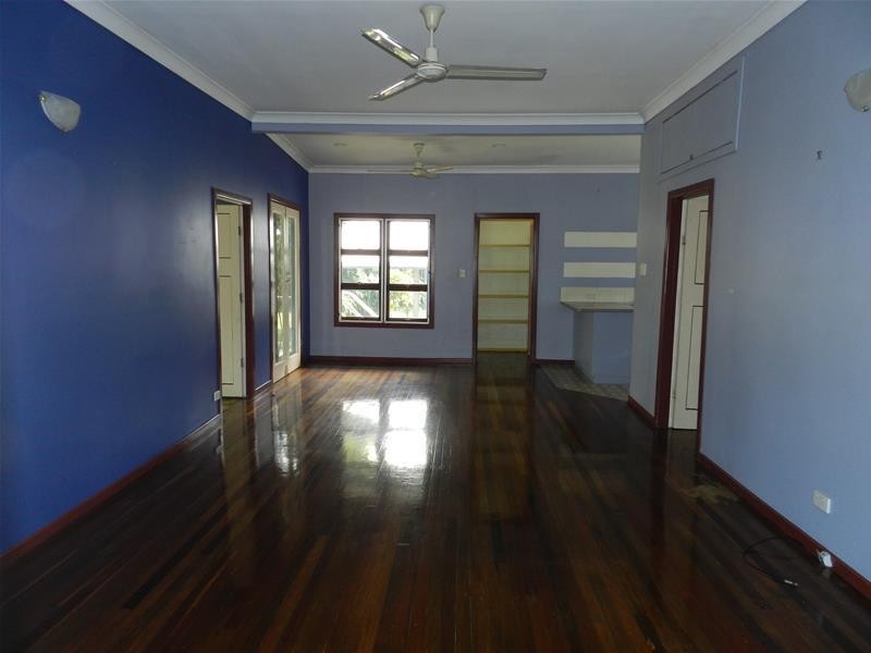 1 Innes Street, Sarina QLD 4737