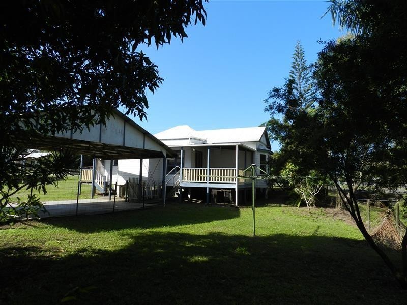 1 Innes Street, Sarina QLD 4737