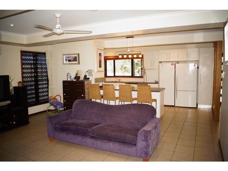 39 Zelma Street, Grasstree Beach QLD 4740