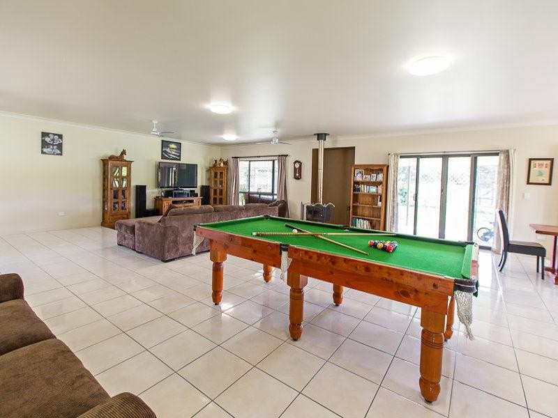 9 Lawries Road, Sarina QLD 4737