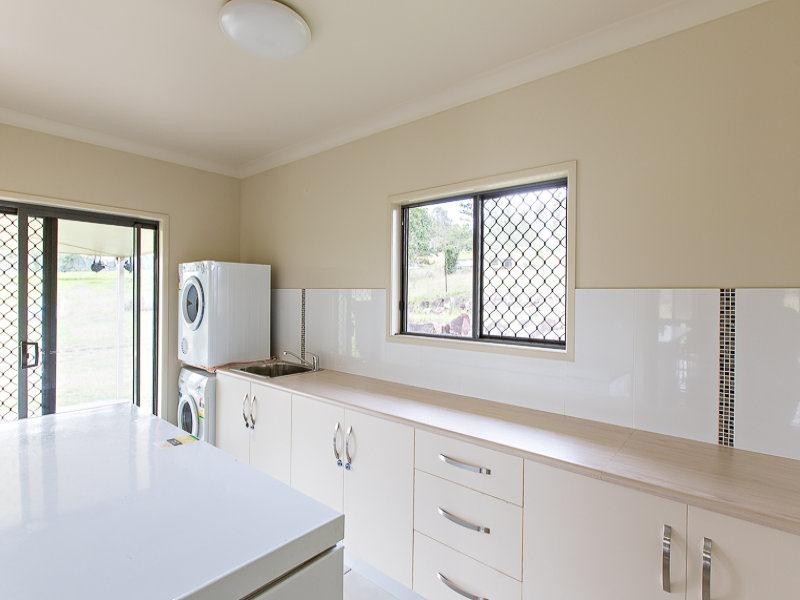 9 Lawries Road, Sarina QLD 4737