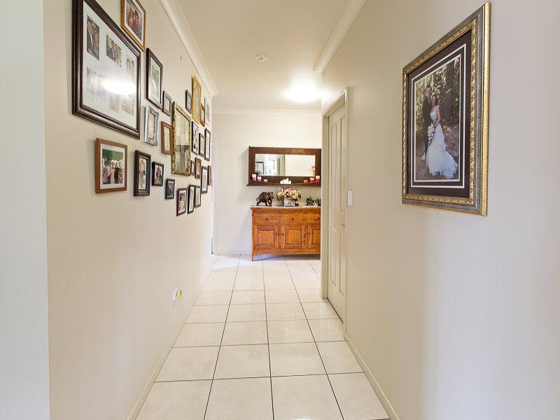 9 Lawries Road, Sarina QLD 4737