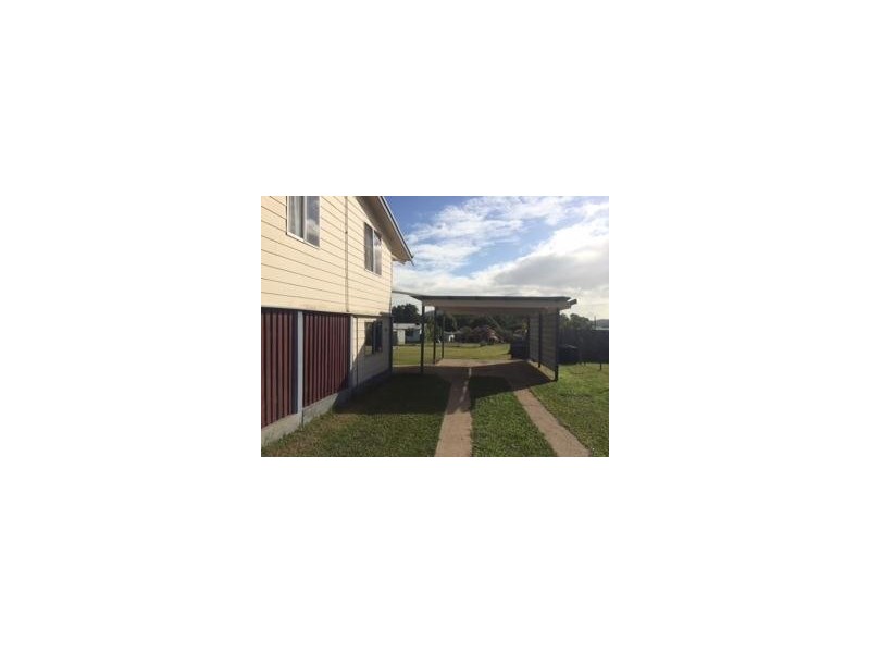 6 Langdon Street, Sarina QLD 4737