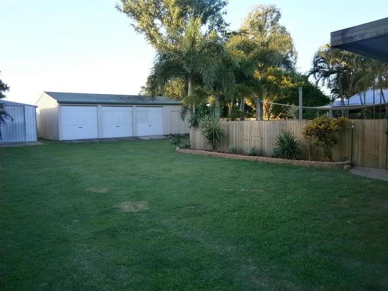 91 Beach Road, Sarina QLD 4737