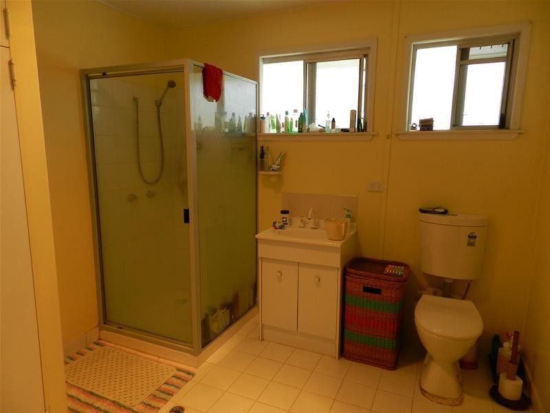 9 Petersen Street, Sarina QLD 4737