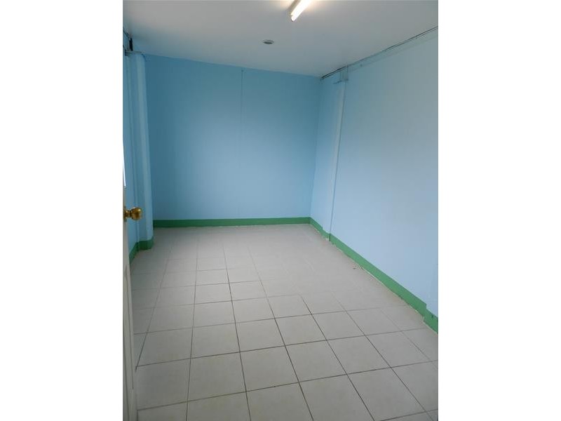 9 Petersen Street, Sarina QLD 4737