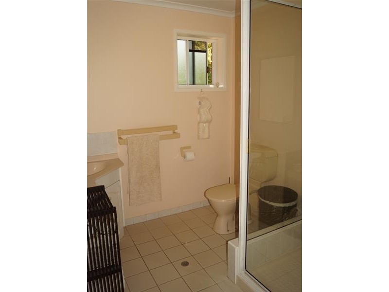 2 Antoney Lane, Sarina Beach QLD 4737