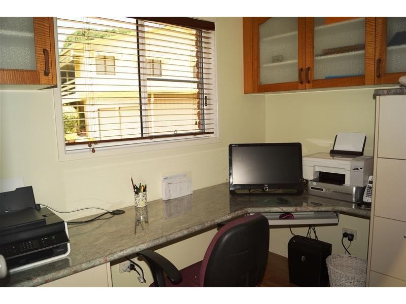 2 Antoney Lane, Sarina Beach QLD 4737