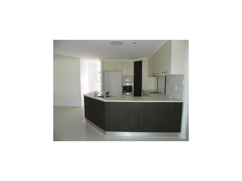 12B Rasmussen Court, Armstrong Beach QLD 4737