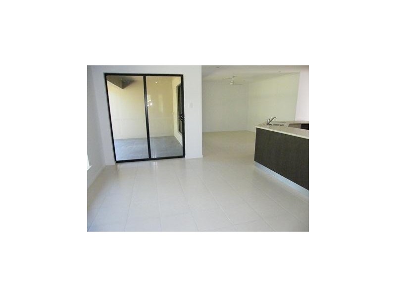 12B Rasmussen Court, Armstrong Beach QLD 4737