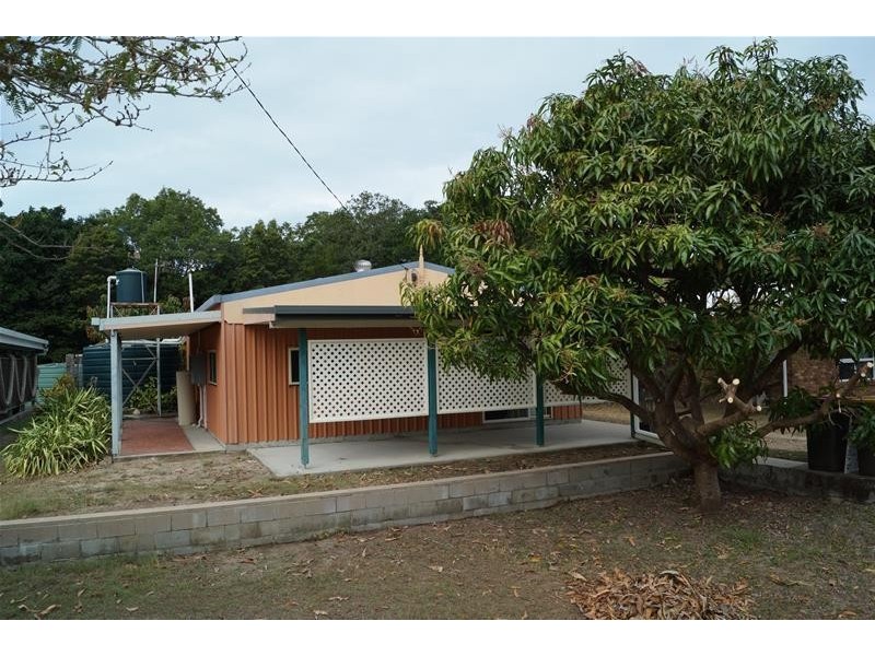 104 Colonial Drive, Clairview QLD 4741