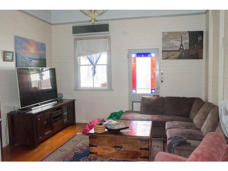 14 Moore Street, Mackay QLD 4740