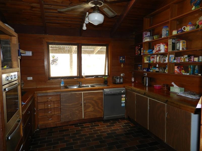 603 East Funnel Creek Road, Sarina QLD 4737