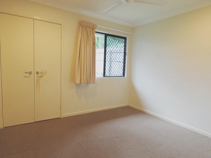 2/1 Golfcourse Road, Sarina QLD 4737