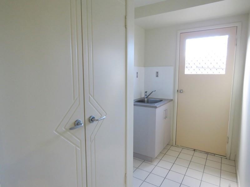 2/1 Golfcourse Road, Sarina QLD 4737