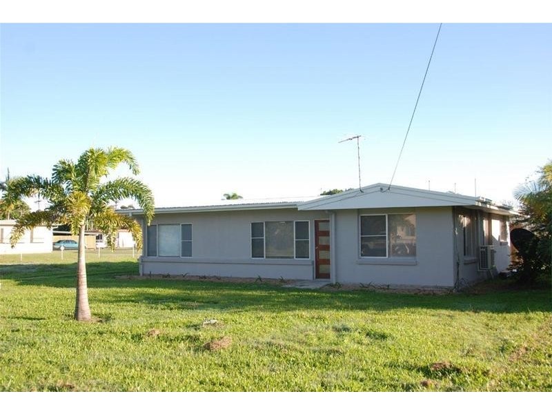 27 Brewers Road, Sarina QLD 4737