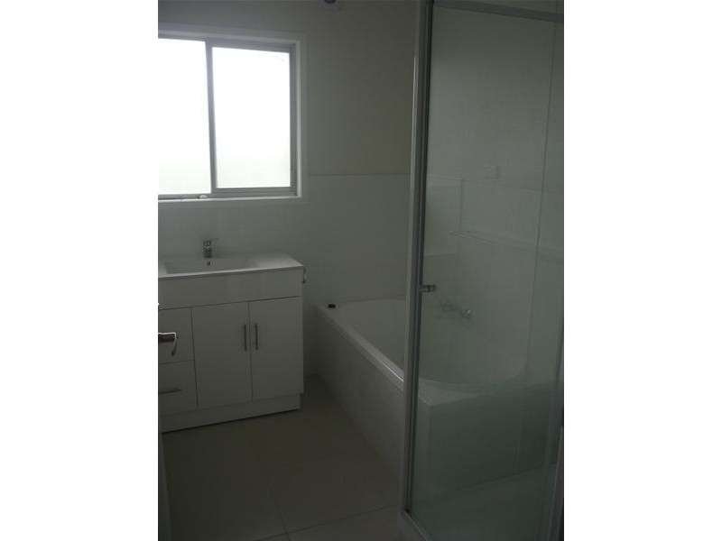 27 Brewers Road, Sarina QLD 4737