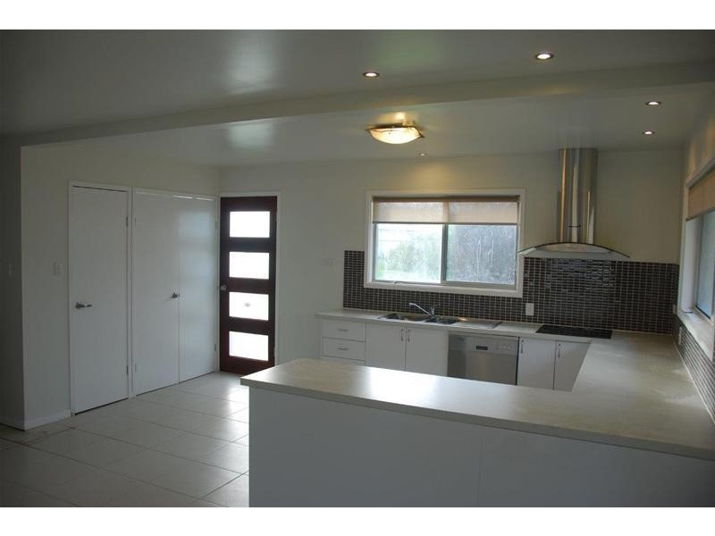 27 Brewers Road, Sarina QLD 4737