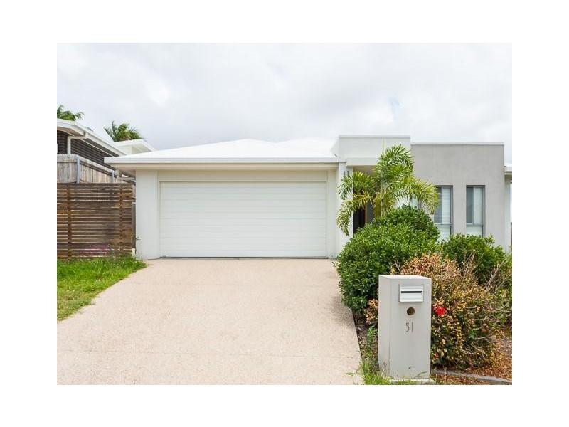 51 Village Circuit, Eimeo QLD 4740