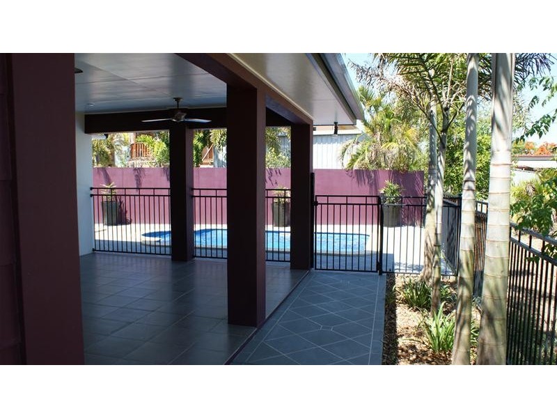 89 Zelma Street, Grasstree Beach QLD 4740