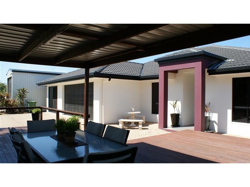 89 Zelma Street, Grasstree Beach QLD 4740