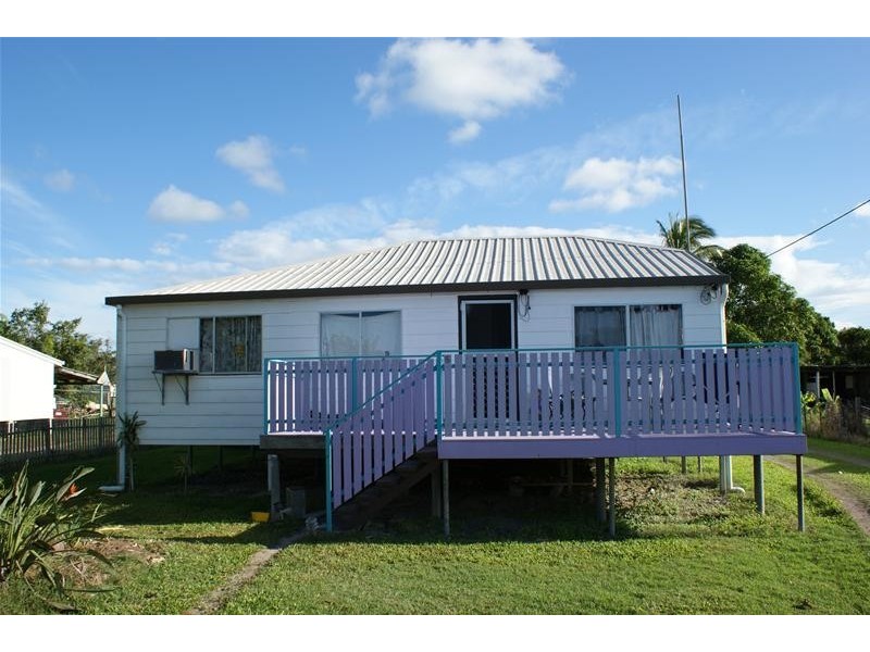 5 Brown Street, Koumala QLD 4738