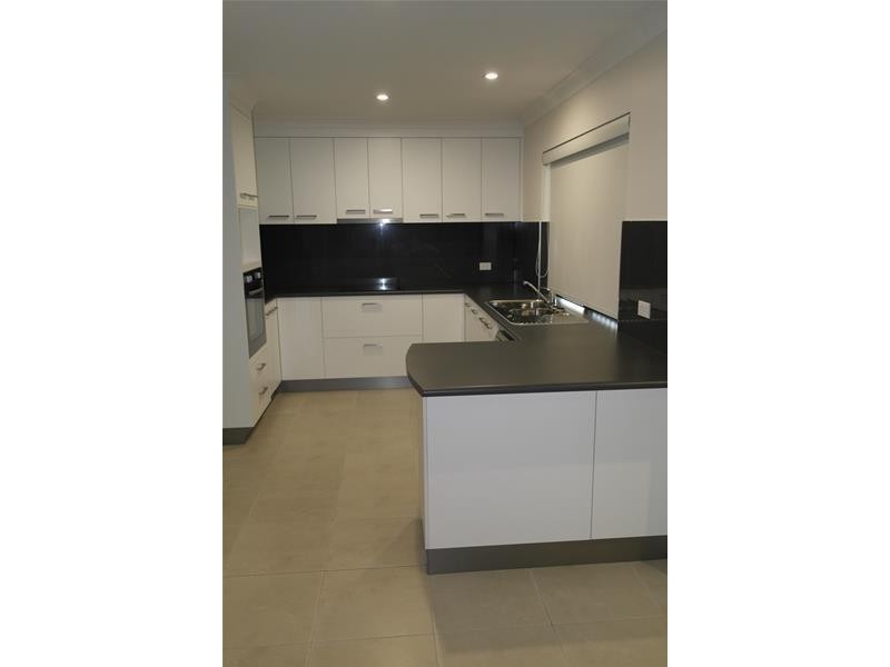 21 Reef Drive, Sarina QLD 4737