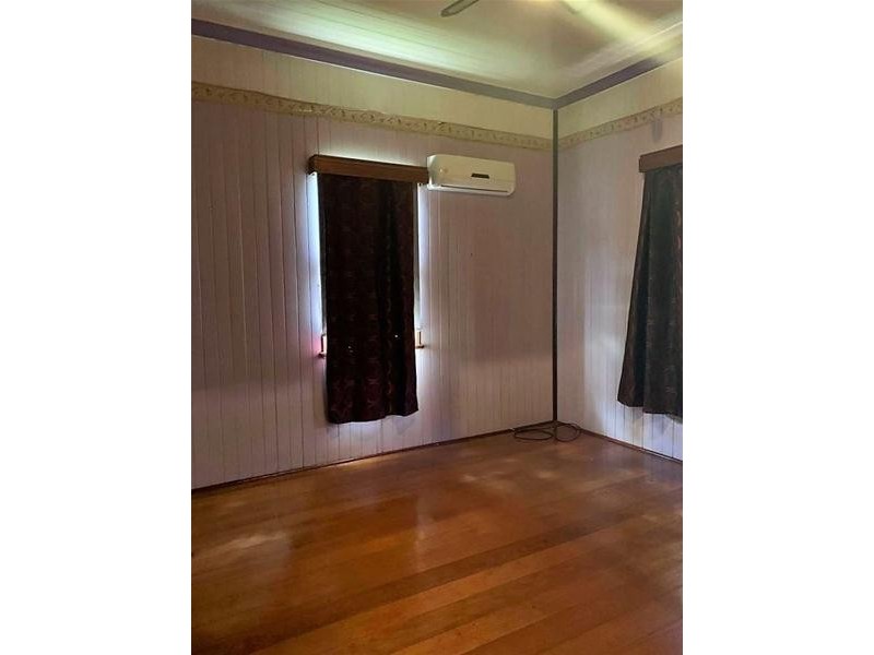 25 Anzac Street, Sarina QLD 4737