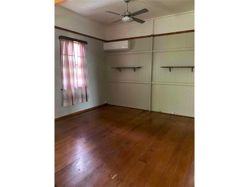 25 Anzac Street, Sarina QLD 4737