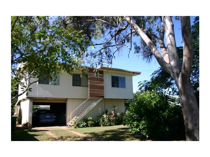 125 Zelma Street, Grasstree Beach QLD 4740