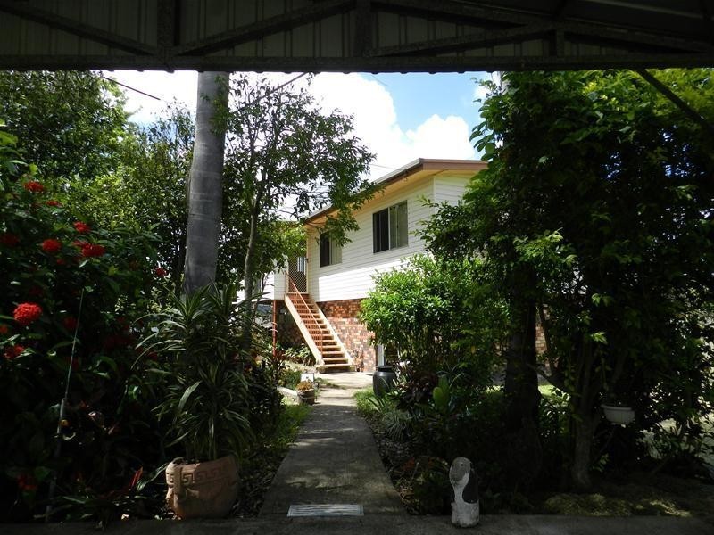 7 Carlton Road, Sarina QLD 4737