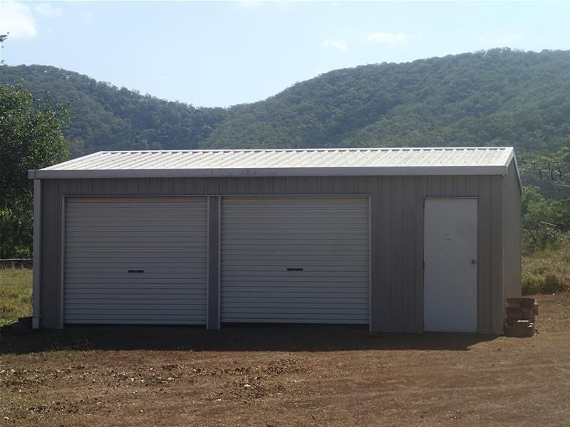 100 Courtney Gap Road, Sarina QLD 4737