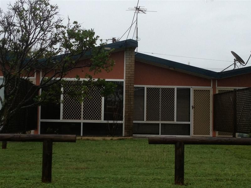 3/47 Owen Jenkins Drive, Sarina Beach QLD 4737