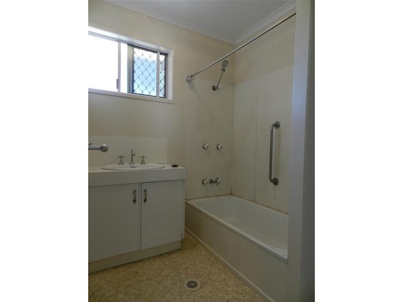 17-19 Nicholson Street, Sarina QLD 4737