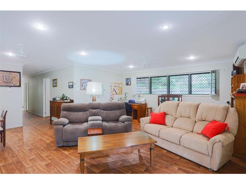 7 Mapley Court, Sarina QLD 4737