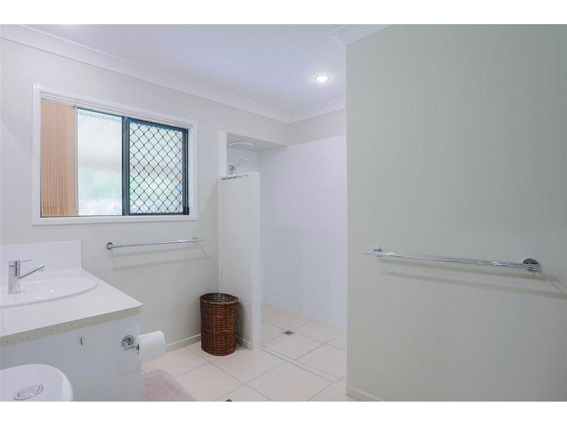 7 Mapley Court, Sarina QLD 4737