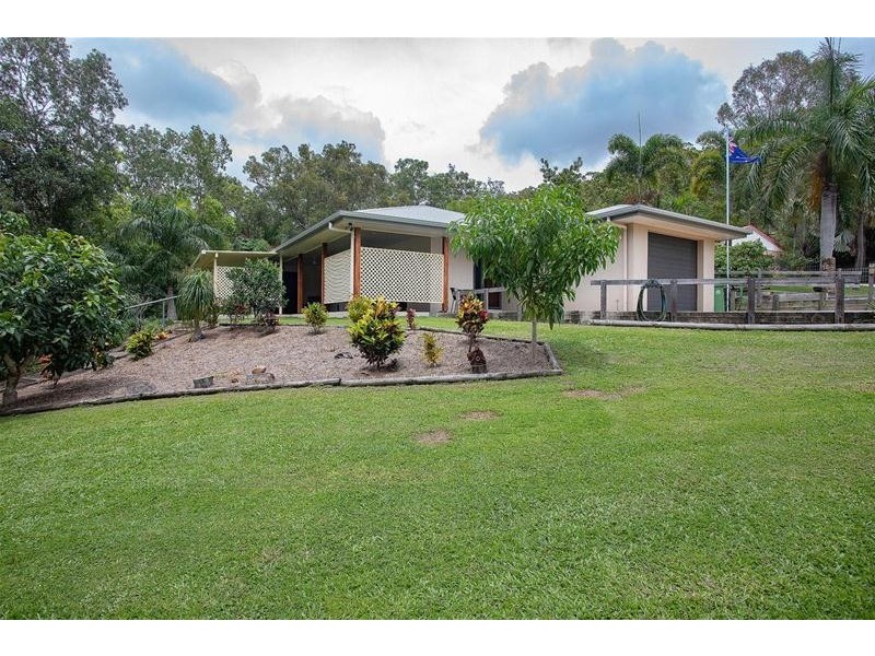 7 Mapley Court, Sarina QLD 4737