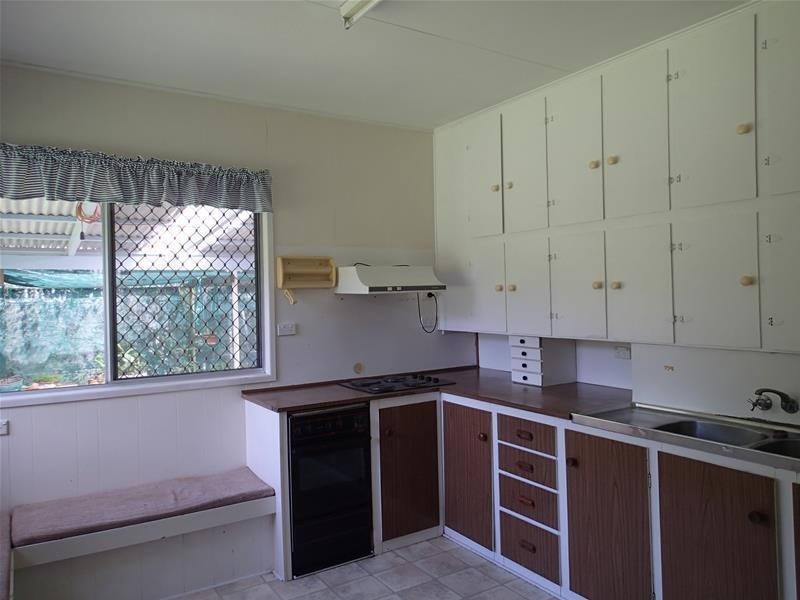 12 Johnson Street, Sarina QLD 4737