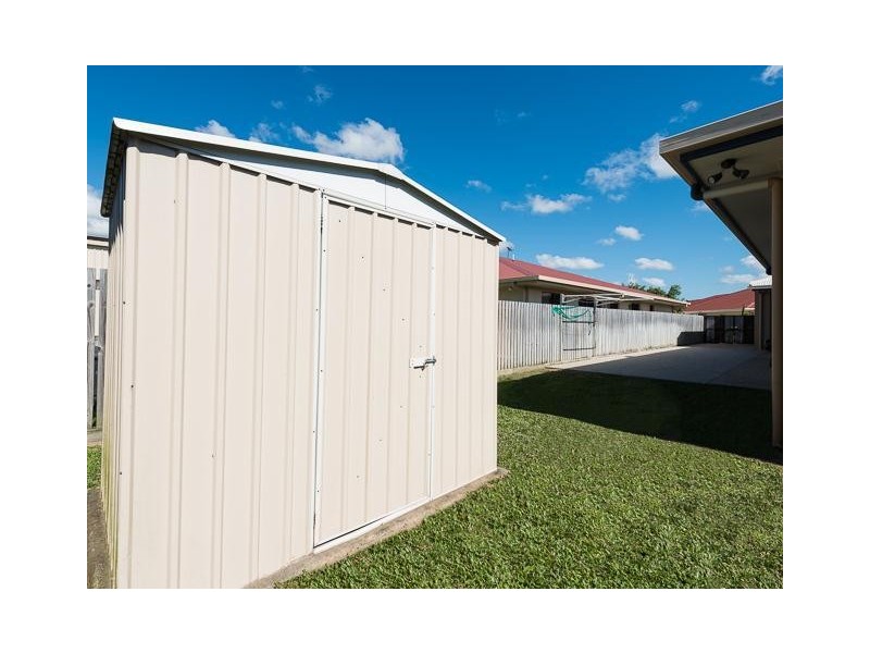 1 Joseph Court, Glenella QLD 4740