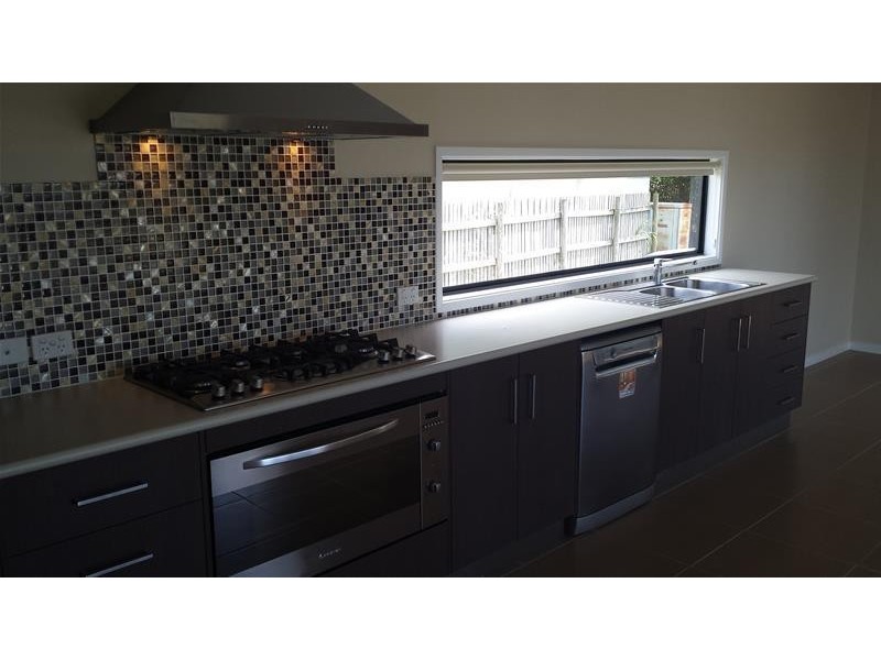 9 Silver Street, Grasstree Beach QLD 4740