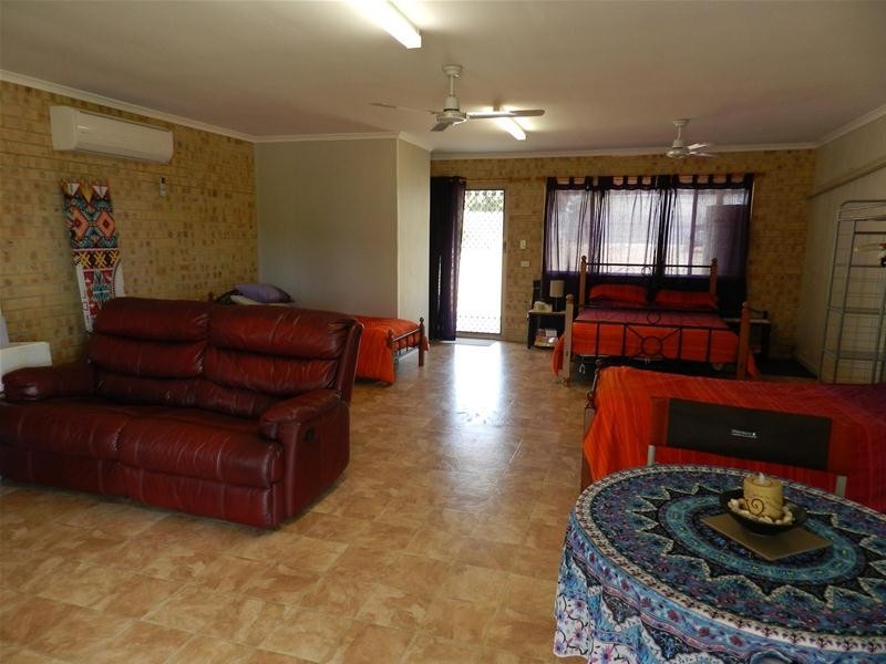 64 Windsor Drive, Hay Point QLD 4740