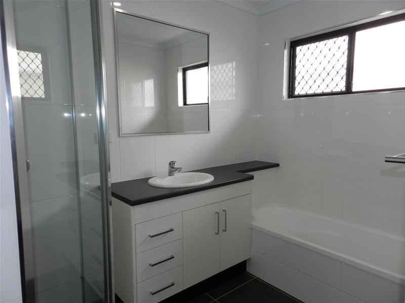 39 Deguara Avenue, Armstrong Beach QLD 4737