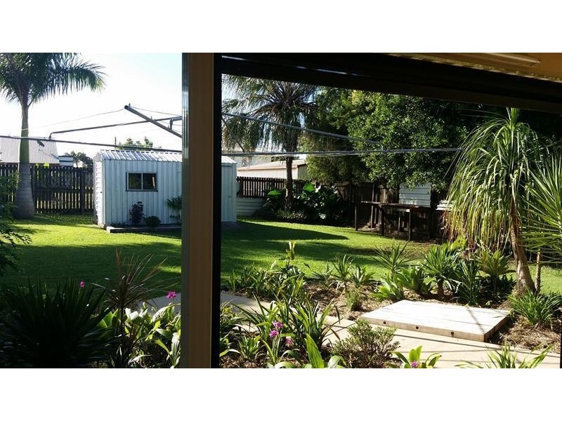 15 Lilliendale Avenue, Sarina QLD 4737