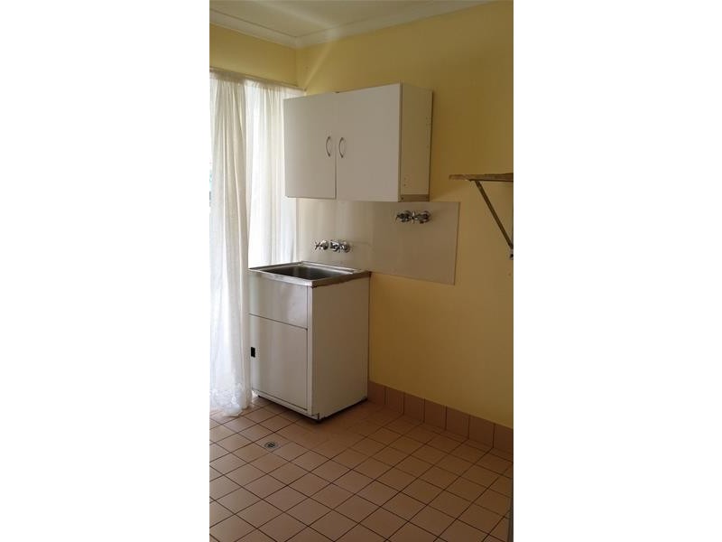 15 Lilliendale Avenue, Sarina QLD 4737