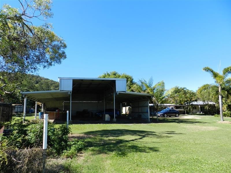 313 Grasstree Beach Road, Grasstree Beach QLD 4740