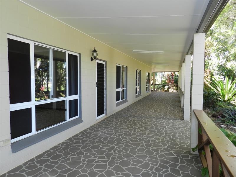 313 Grasstree Beach Road, Grasstree Beach QLD 4740