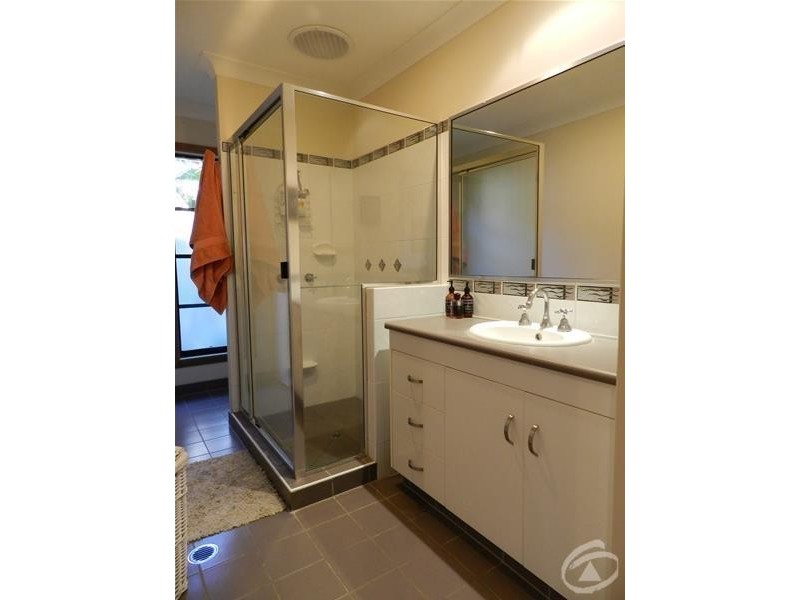 11 Rasmussen Court, Armstrong Beach QLD 4737