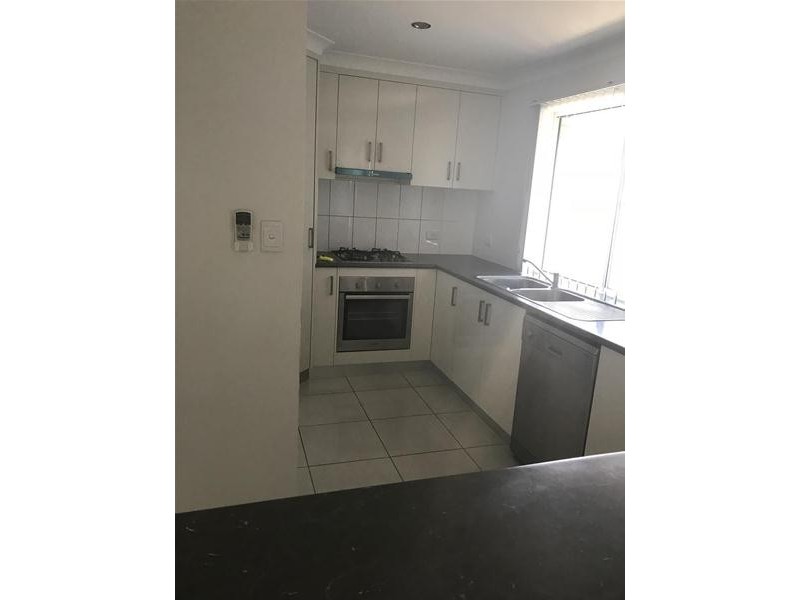 18 Bowen Street, Nebo QLD 4742