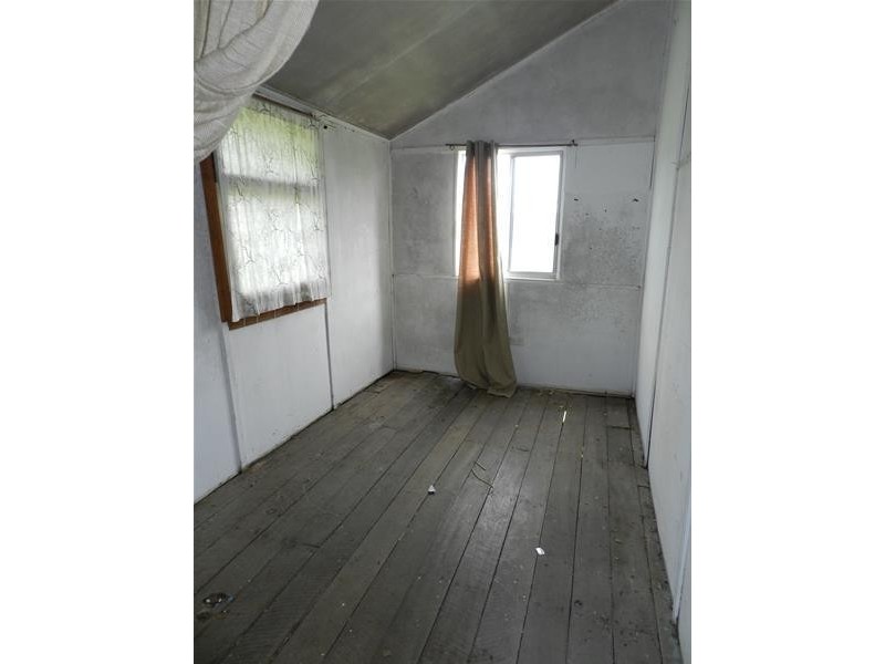 24 Brewers Road, Sarina QLD 4737