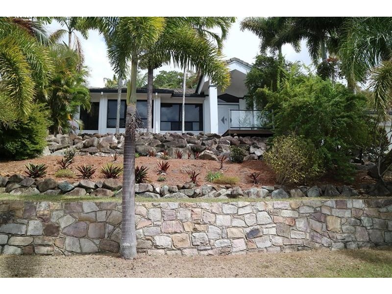 51 Cinnamon Drive, Glenella QLD 4740